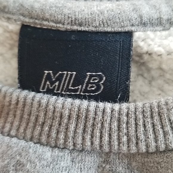 MLB- Pittsburgh pirates T- shirt - Picture 2 of 4